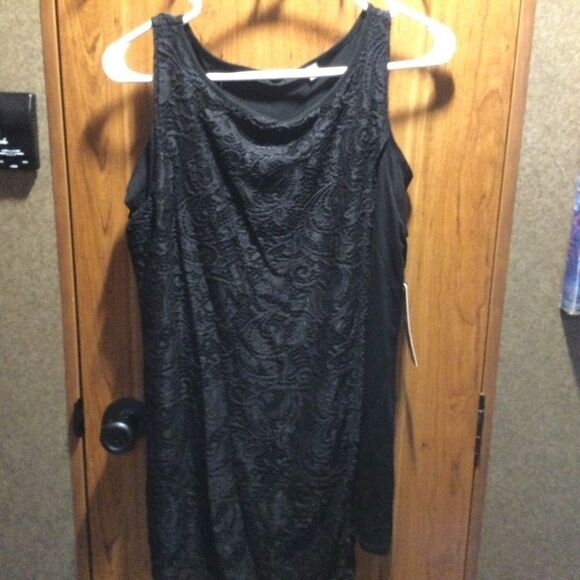 SALE BUY 2/$30. NWT Cyrus Women’s 2 Layer Black Lace M Blouse - Picture 1 of 8